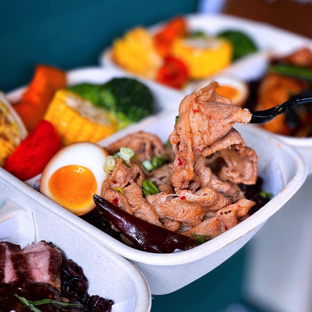 台北內湖｜營養滿分的健康餐食 辦公室午餐推薦 ｜食三食堂內科分店新開幕