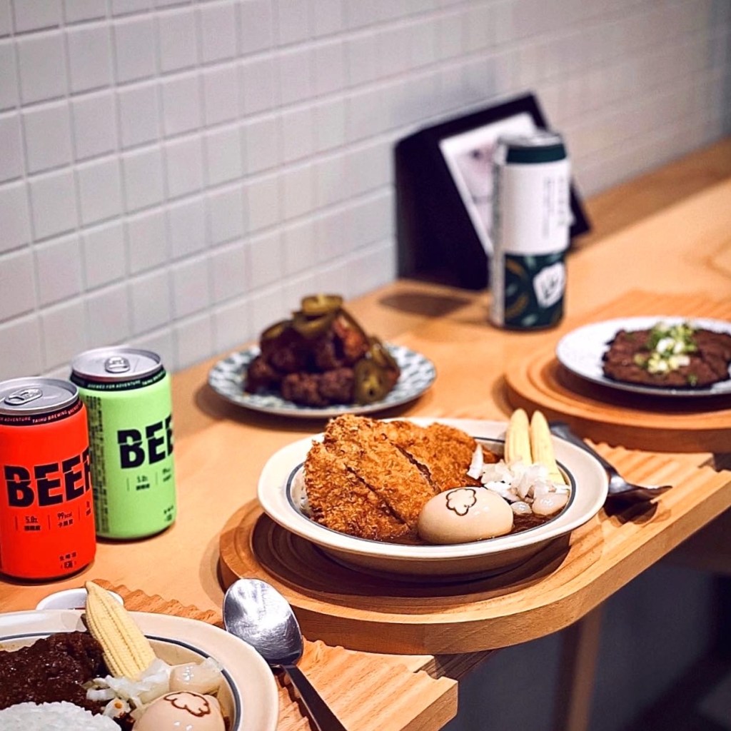 台北香料咖哩「Yolo curry」小巨蛋周邊新開幕chill小酒館 手炒咖哩、創意下酒菜&nbsp;松山區美食推薦