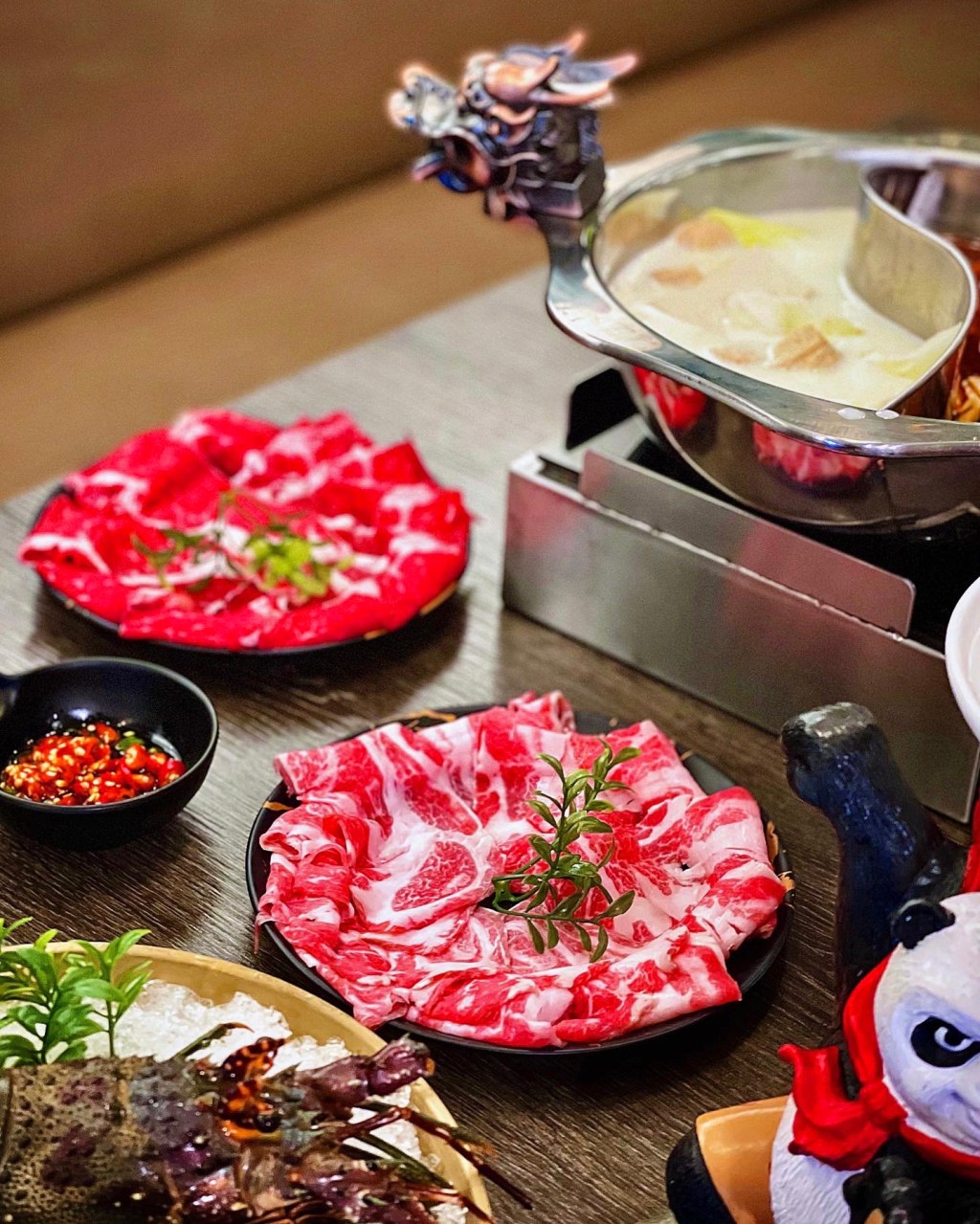 北車美食 「瓦法奇朵」質感麻辣鍋 超值龍蝦加購、壽星免費吃蝦活動&nbsp;台北聚餐餐廳推薦