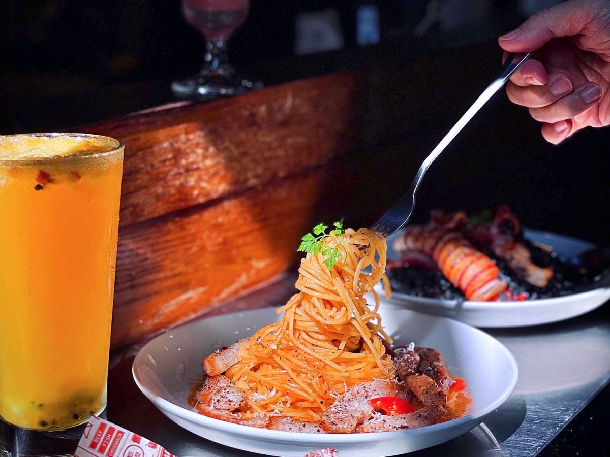 台中西區美食「Smoker Resto 煙燻 」是咖啡廳也是餐酒館的美味餐廳  勤美、審計新村早午餐義式料理推薦