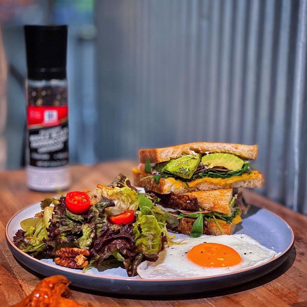 台中西屯美食 麵包控必訪的早午餐咖啡廳【多爾法式烘焙】手工咖啡甜點、歐式三明治