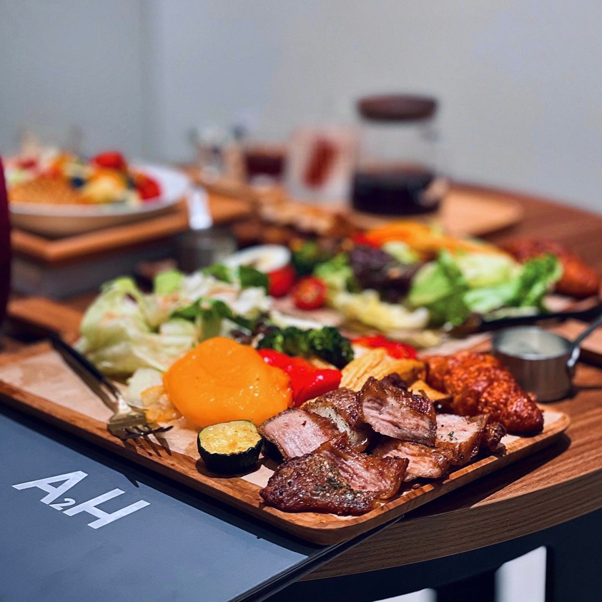 台北大直【A2H】健康溫沙拉、手沖咖啡 實踐大學複合式咖啡廳 內湖早午餐推薦