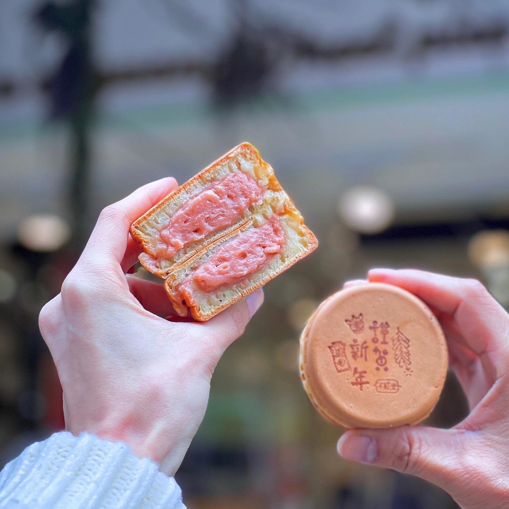 台北中山美食 【不貳光車輪餅】文青風平價甜點 季節限定草莓牛奶口味&nbsp;辦公室外送下午茶、散步甜點推薦
